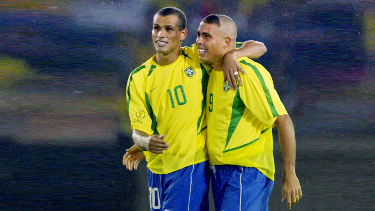 反超太阳 反超太阳