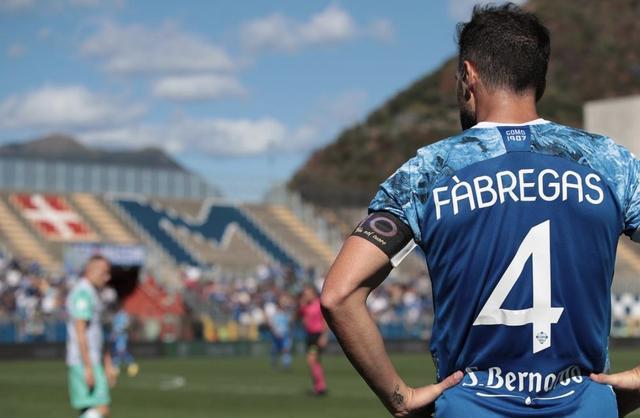 他总能笑着 他总能笑着