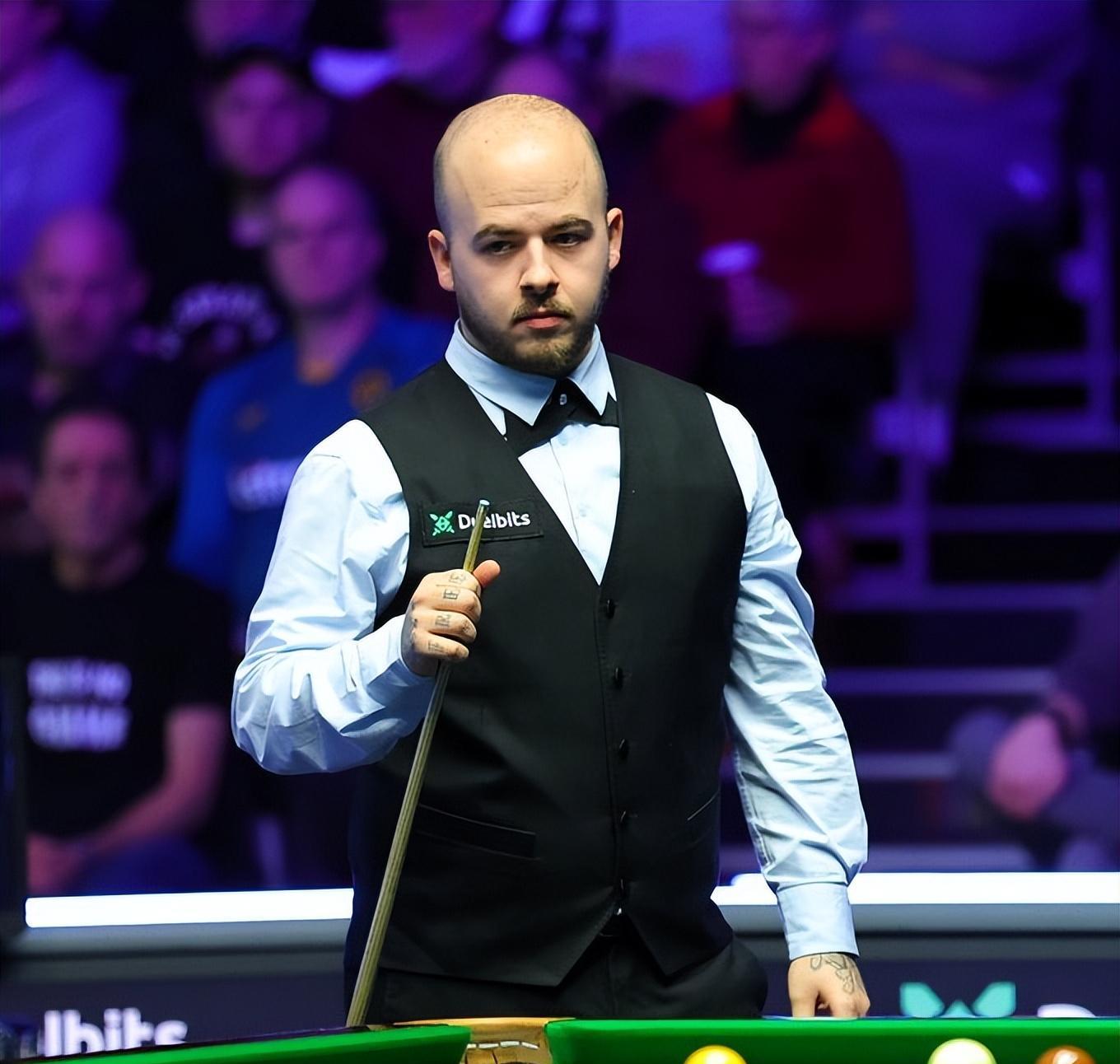 现得也相当 现得也相当