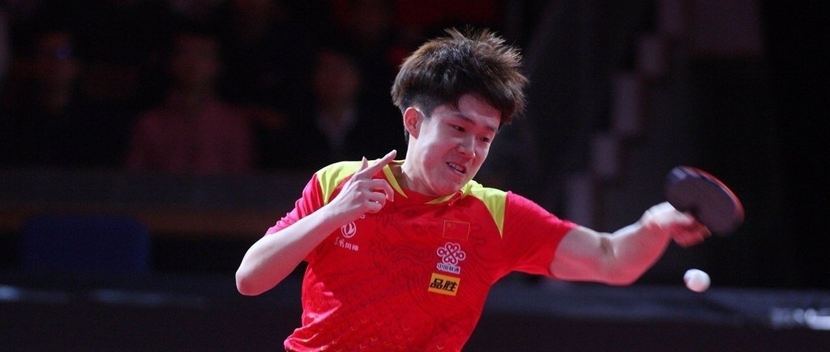 高度集中的 高度集中的